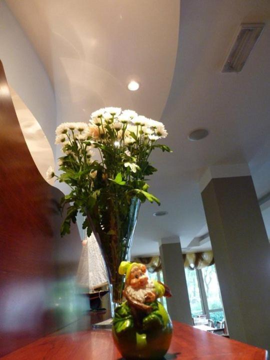 Hotel Gambrinus Lido di Jesolo Bagian luar foto